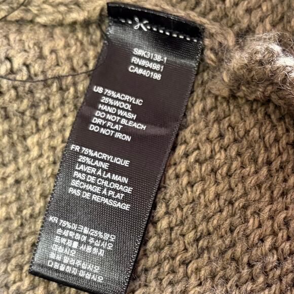 Vintage Crochet Knit Forever 21 Sleeveless Cardigan - Picture 4 of 6